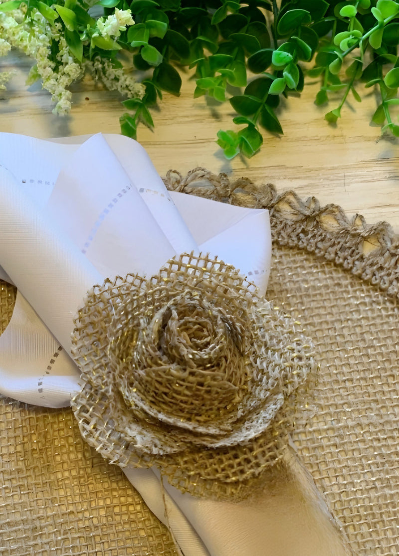 04 porta guardanapos de rosa de juta com anel de madeira