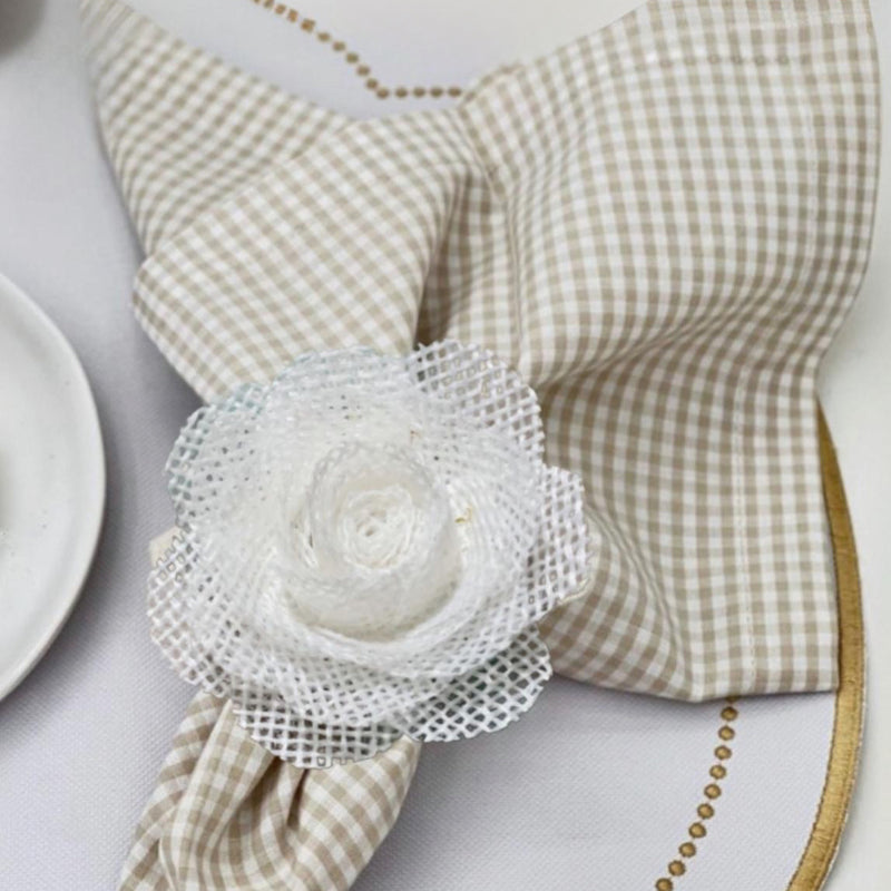 6 Porta guardanapos de rosa de juta branco com anel de madeira