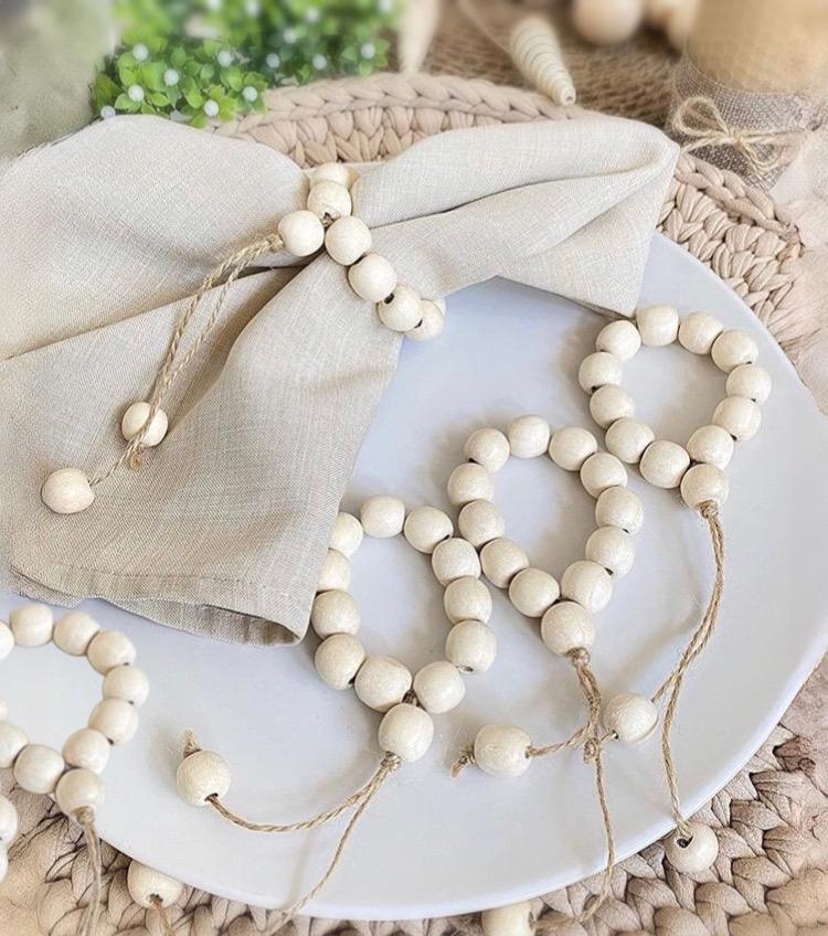 06 Porta Guardanapos com bola de madeira com pingente