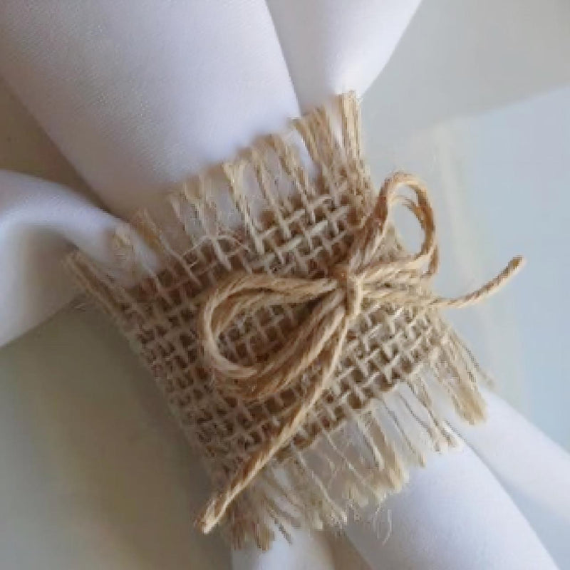 12 Porta guardanapos com fios dourado de juta desfiado