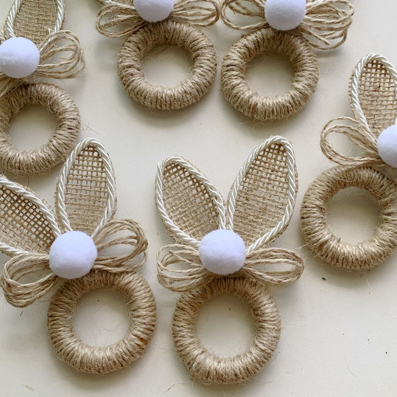 Porta Guardanapo Coelho de juta com pompom