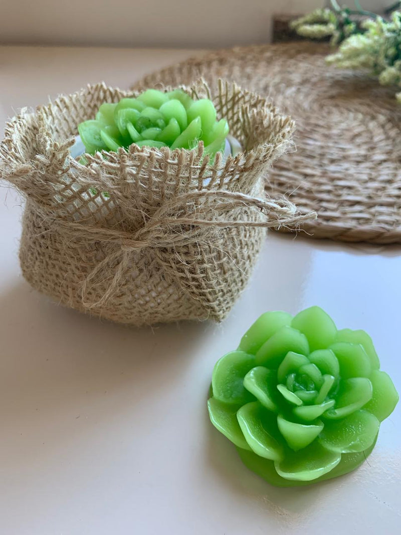 Mini vaso de juta com suculentas mini velas