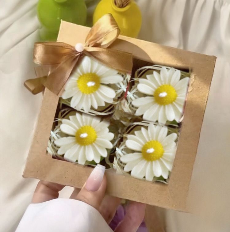 kit 4 mini margaridas na caixa ktaft  lembrancinhas e presentes