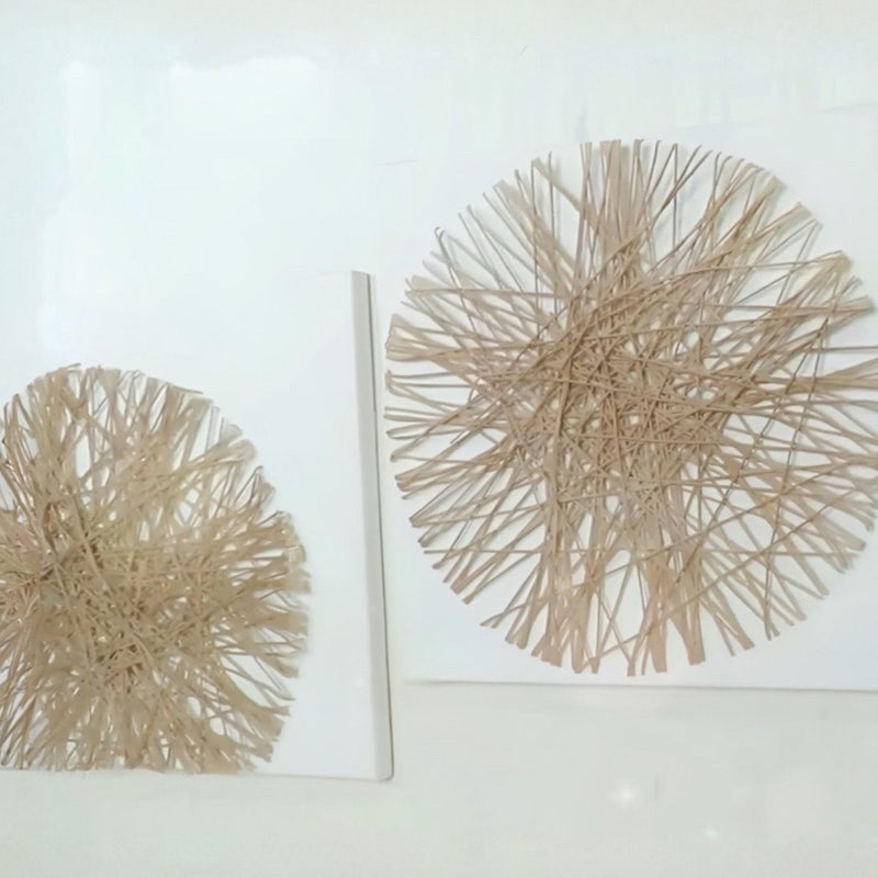 Quadro com tela canva e textura em barbantes cor palha